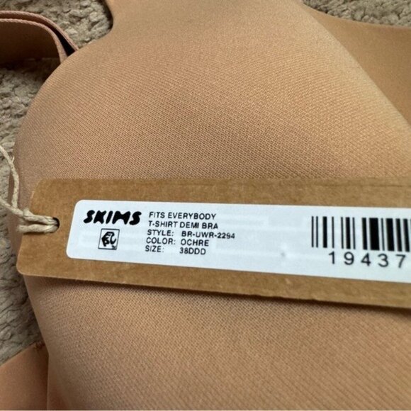 Skims 38DDD Fits everybody tshirt demi bra Ochre Tan Brown NWT - Picture 2 of 6